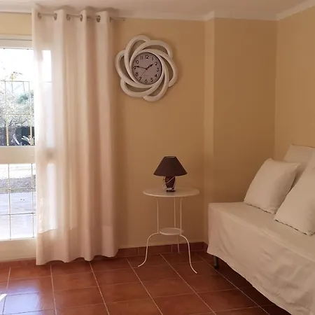 Li Muntigeddi Guest house