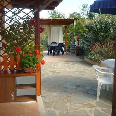 Affittacamere Li Muntigeddi 3*