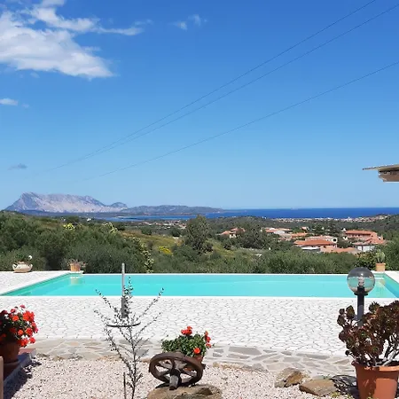 Li Muntigeddi 4* San Teodoro (Sardinia)