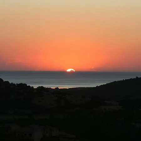 Guest house Li Muntigeddi 3*