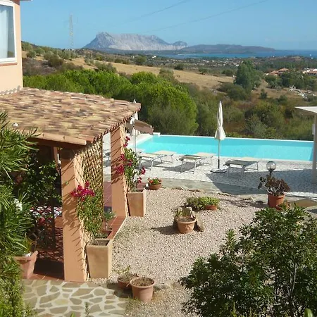 Affittacamere Li Muntigeddi San Teodoro (Sardinia)