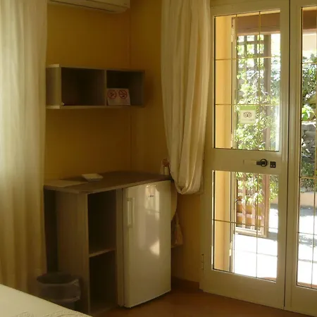Li Muntigeddi 3*